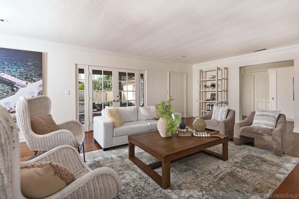 6122 Vista De La Mesa