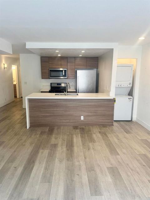 1550 N Fuller Avenue 204 Hollywood CA 90046