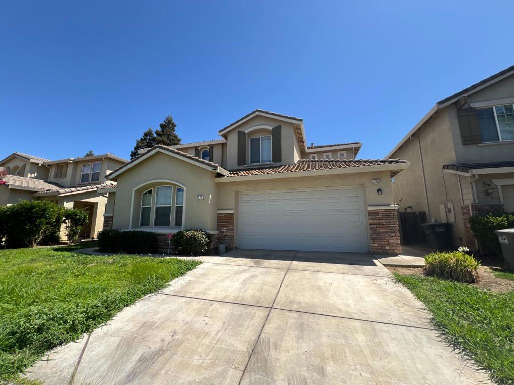 Priced to sell. Won't last long. Built in 2007. 3293 Sf. 5 bedrooms, 4 bathrooms. New paint, Downstairs with New Luxury vinyl floor, New carpet upstairs. Located in North Merced, close to UC Merced.