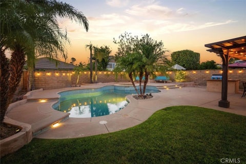 Photo of 25443 Hopkins Place, Stevenson Ranch, CA 91381 (MLS # SR26163480)