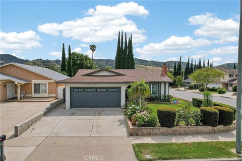 Photo of 5604 Bloomfield Street, Simi Valley, CA 93063 (MLS # SR26075145)