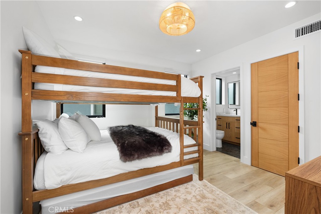 West Newport Beach (WSNB) - Residential