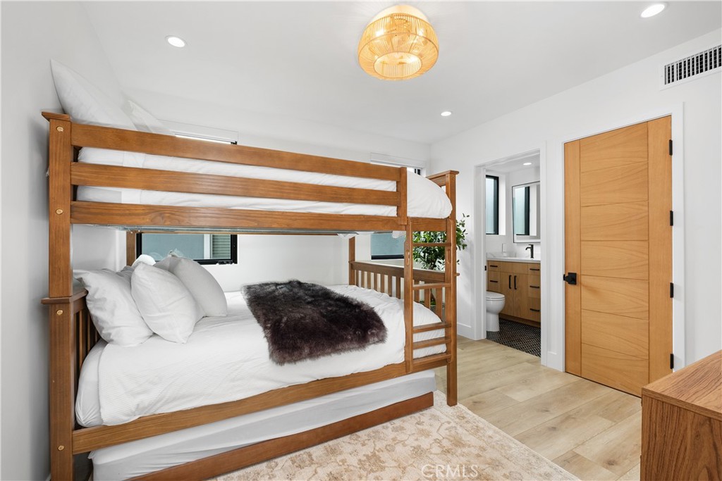 West Newport Beach (WSNB) - Residential