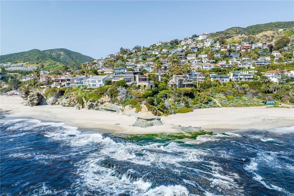Photo of 15 Camel Point Drive, Laguna Beach, CA 92651 (MLS # LG25281802)