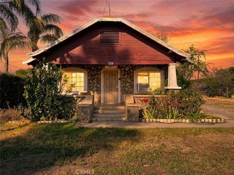 Photo of 3463 Washington Street, Riverside, CA 92504 (MLS # PW26074470)