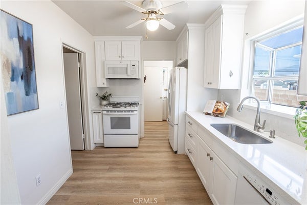 1271 S BENDER AVE, GLENDORA, CA 91740 - Image b69a130374ce3cdeaa94fee1aebdcd4d/164361186