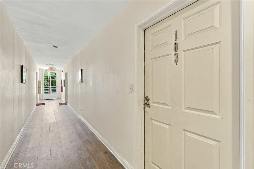 812 N Hudson 103