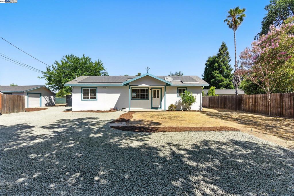 Welcome to 3417 Wren Ave – a beautifully updated 3-bedroom, 2-bathroom home tucked off the main road on a spacious ¼-acre lot! Inside, you’ll find a brand-new kitchen with modern finishes, complemented by stylish updates throughout the 1,080 sq ft home. The layout offers comfort, functionality, and charm in every room. Outside, the huge lot provides endless possibilities — from gardening and entertaining to RV parking or even a possibility of adding an ADU for extra space or rental income. Enjoy privacy, potential, and a central Concord location close to schools, shopping, and commute routes. This is a must-see opportunity with room to grow!