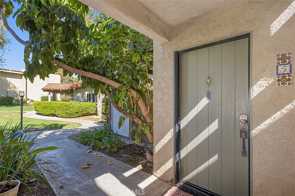 1345 Cabrillo Park F05