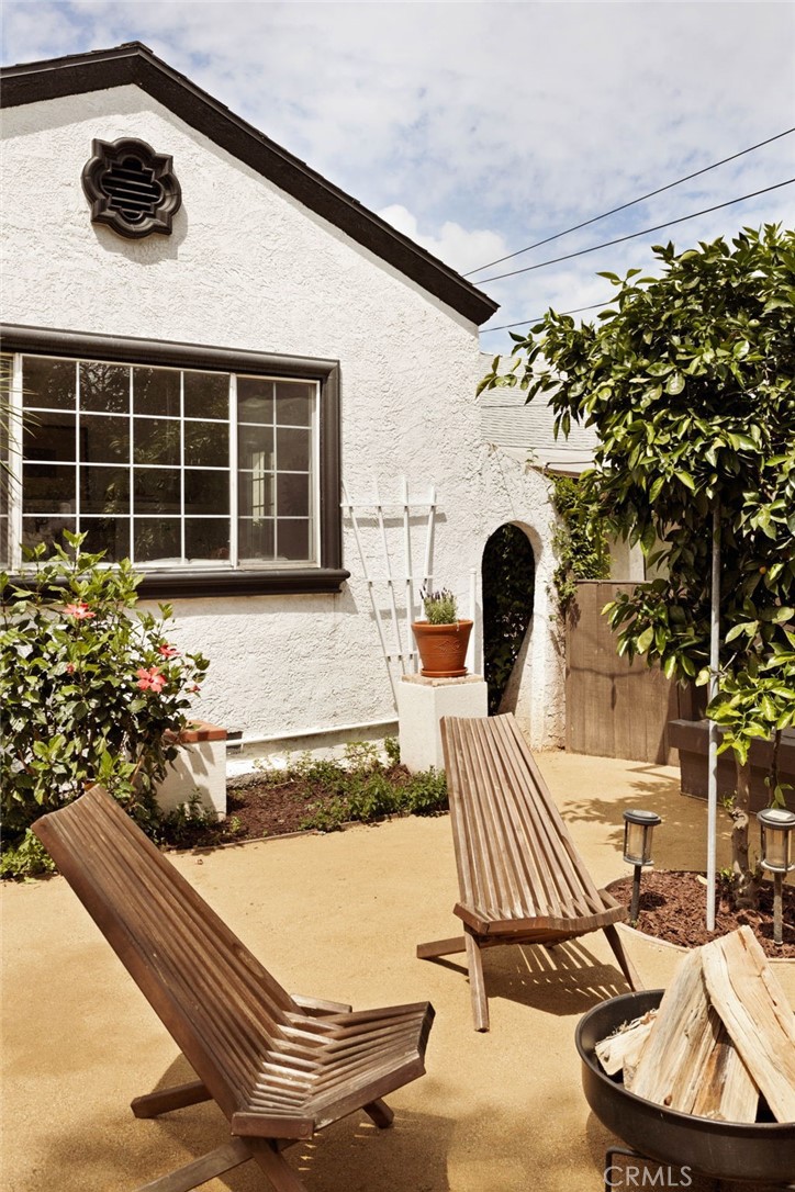 1361 Armadale Avenue