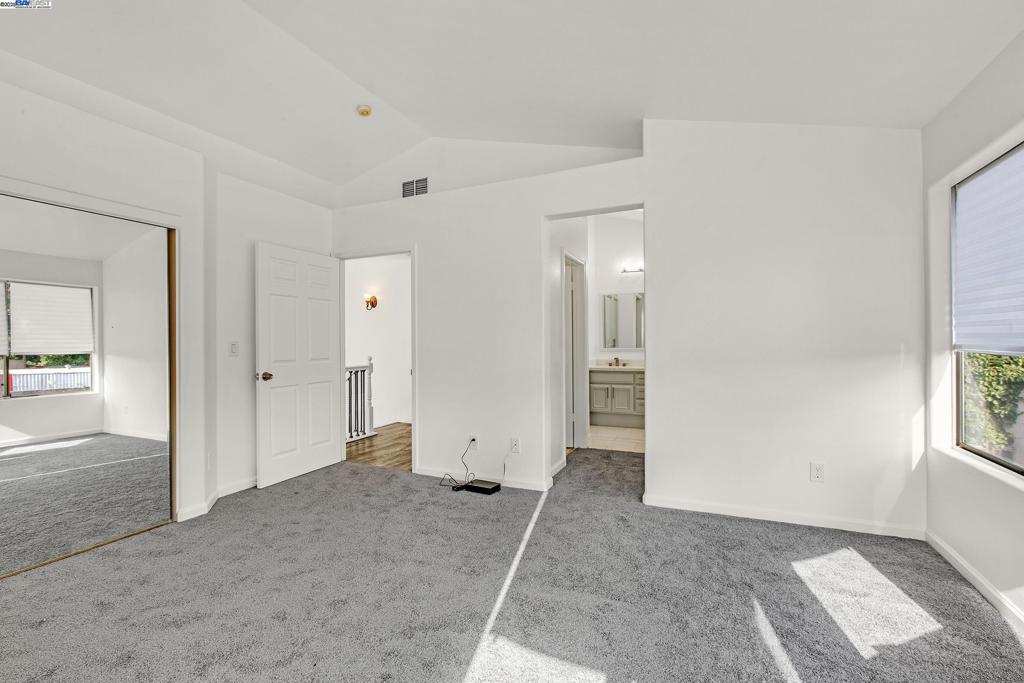 CAMELLIA COURT - Residential