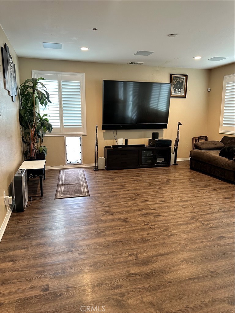 36569 Olea Court