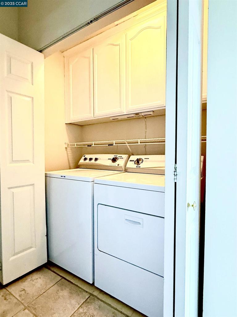 VILLAGE SQUARE - Residential