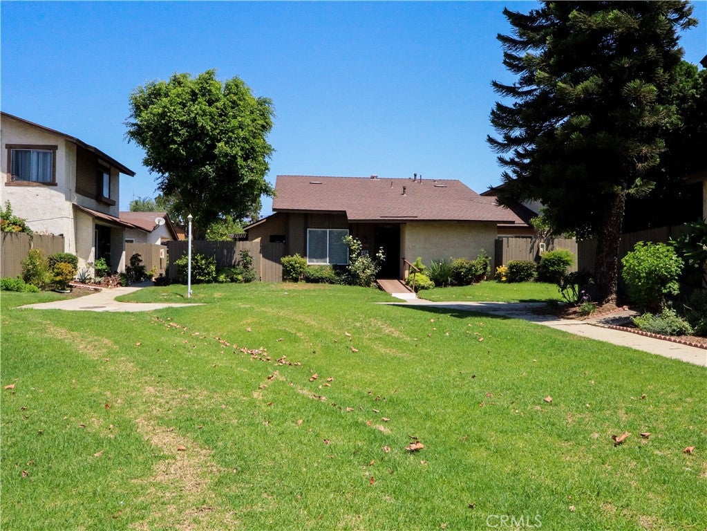 4542 Yosemite Drive