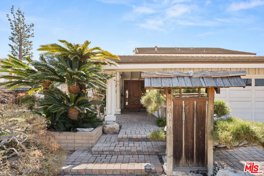 Villa Park, California 92861, United States, 4 Bedrooms Bedrooms, ,3 BathroomsBathrooms,Residential,Active,176933