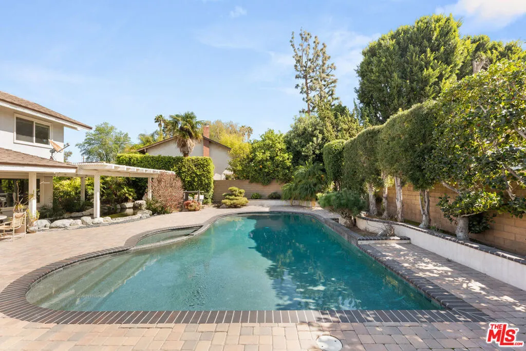 Villa Park, California 92861, United States, 4 Bedrooms Bedrooms, ,3 BathroomsBathrooms,Residential,Active,176933