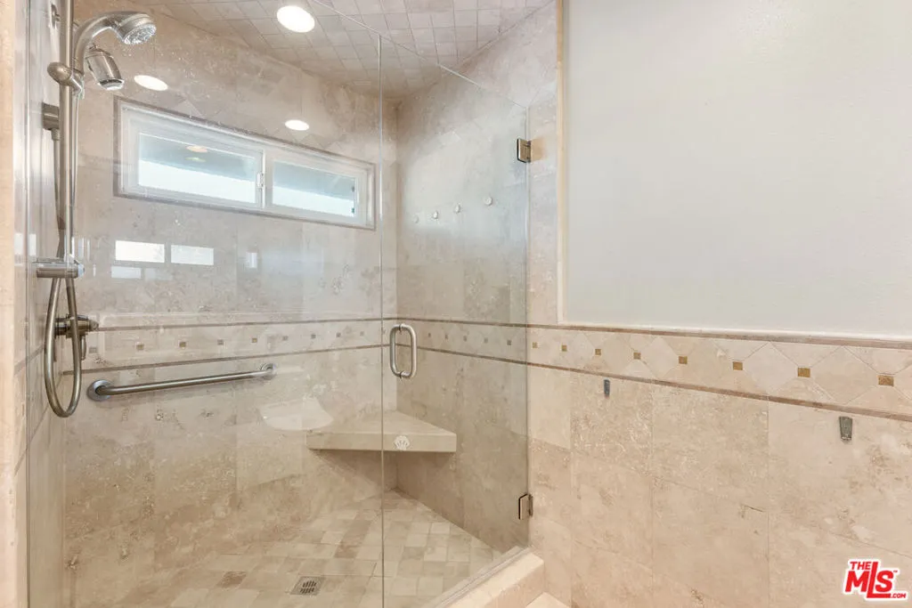 Villa Park, California 92861, United States, 4 Bedrooms Bedrooms, ,3 BathroomsBathrooms,Residential,Active,176933