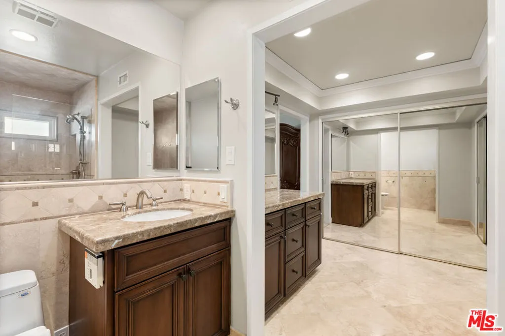 Villa Park, California 92861, United States, 4 Bedrooms Bedrooms, ,3 BathroomsBathrooms,Residential,Active,176933