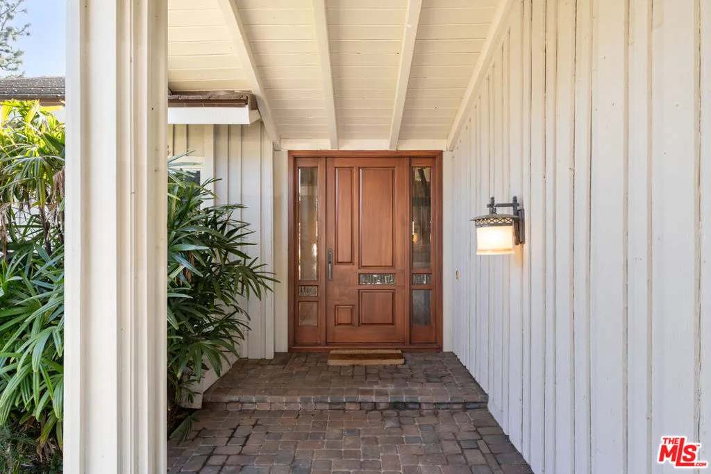 Villa Park, California 92861, United States, 4 Bedrooms Bedrooms, ,3 BathroomsBathrooms,Residential,Active,176933