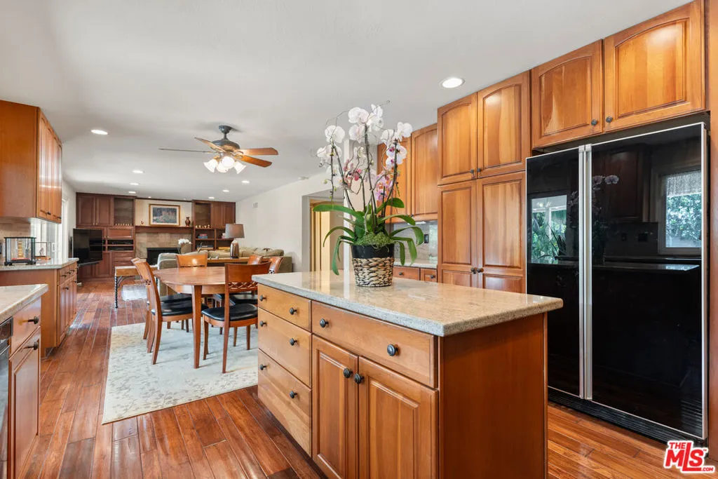 Villa Park, California 92861, United States, 4 Bedrooms Bedrooms, ,3 BathroomsBathrooms,Residential,Active,176933