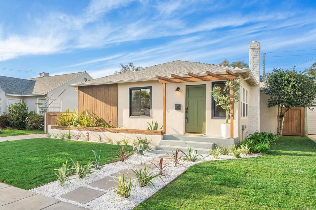 Photo of 1715 Cedar St St, Santa Monica, CA 90405 (MLS # PTP2601064)