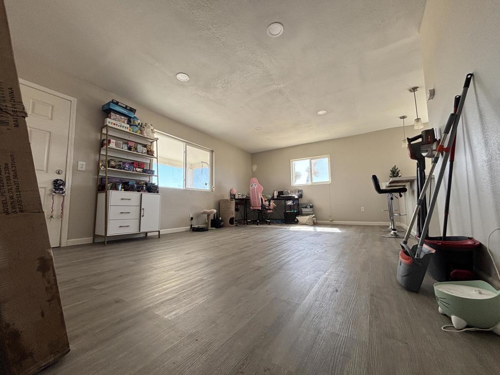 76434 Encanto Drive