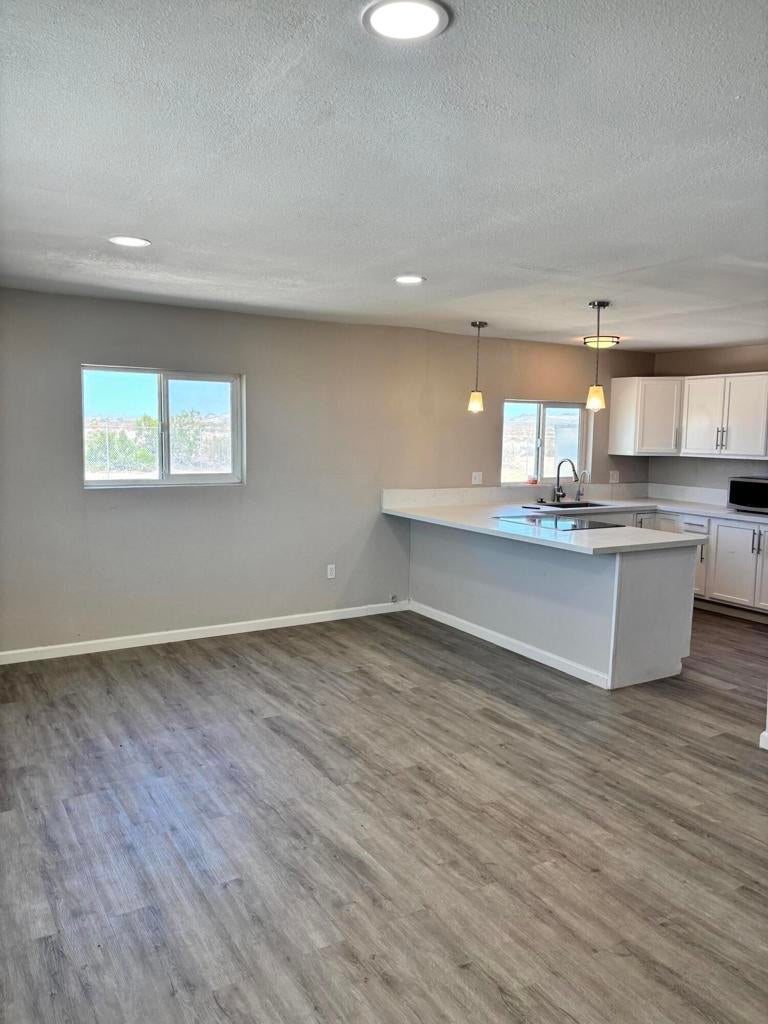 76434 Encanto Drive