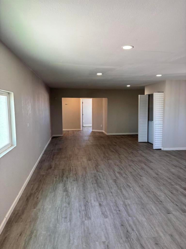 76434 Encanto Drive
