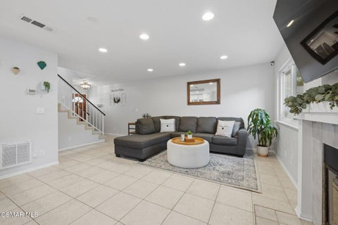 Tiny photo for 228 Hill Ranch Drive, Thousand Oaks, CA 91362 (MLS # 226004413)