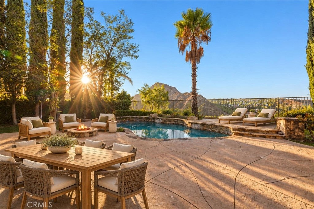 25501 Magnolia Lane