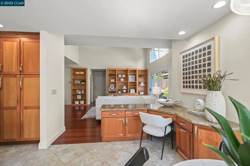 San Ramon, California 94582, United States, 4 Bedrooms Bedrooms, ,3 BathroomsBathrooms,Residential,Active,206810