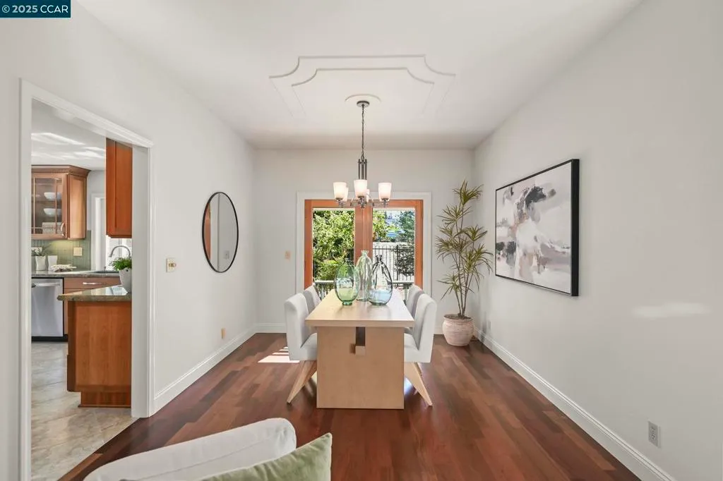 San Ramon, California 94582, United States, 4 Bedrooms Bedrooms, ,3 BathroomsBathrooms,Residential,Active,206810