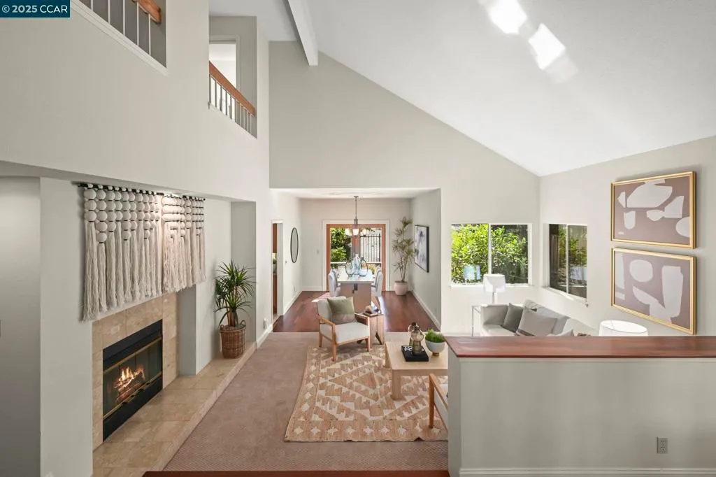 San Ramon, California 94582, United States, 4 Bedrooms Bedrooms, ,3 BathroomsBathrooms,Residential,Active,206810