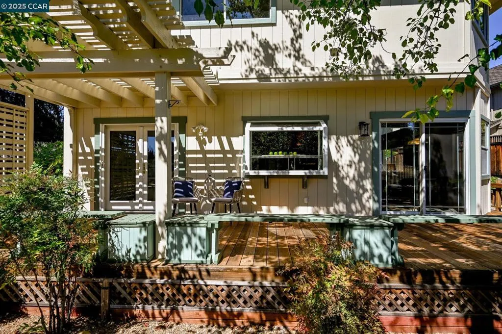 San Ramon, California 94582, United States, 4 Bedrooms Bedrooms, ,3 BathroomsBathrooms,Residential,Active,206810