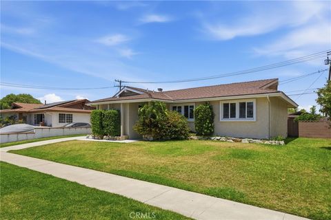 Photo of 5685 CRESCENT Avenue, Buena Park, CA 90620 (MLS # PW26120264)