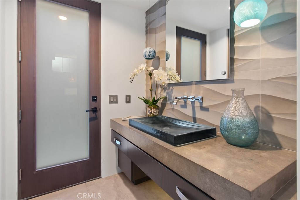 Beach Road Custom (BR) - Residential