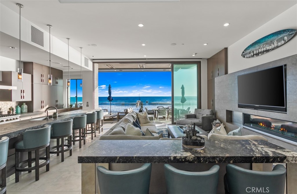Beach Road Custom (BR) - Residential