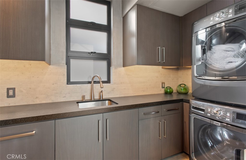 Beach Road Custom (BR) - Residential
