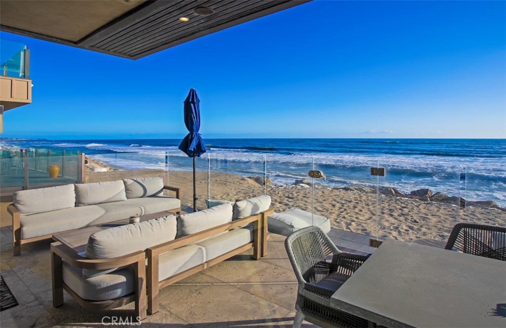 Beach Road Custom (BR) - Residential