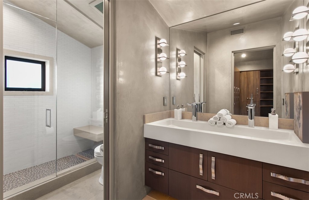 Beach Road Custom (BR) - Residential