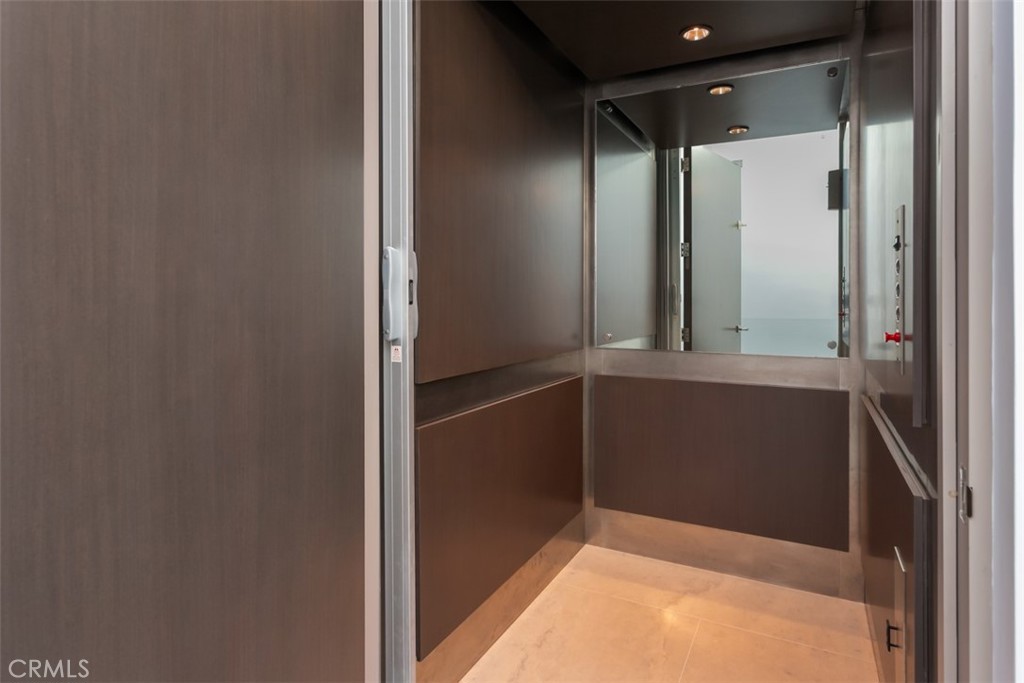 Beach Road Custom (BR) - Residential