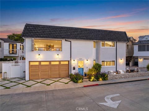 Photo of 1520 Abalone Pl, Newport Beach, CA 92662 (MLS # NP26126338)