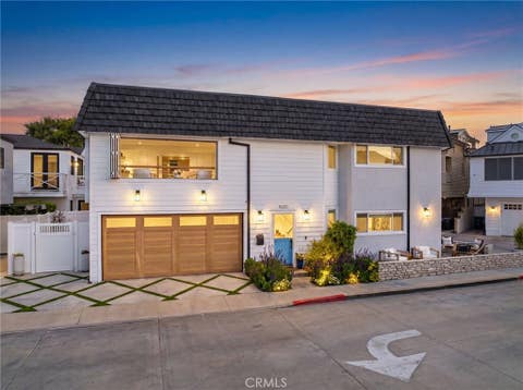 Photo of 1520 Abalone Pl, Newport Beach, CA 92662 (MLS # NP26126338)