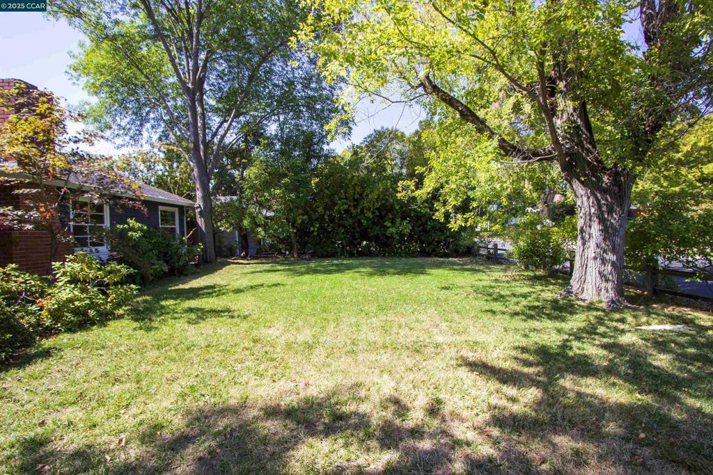 POETSCOER - Residential Lease