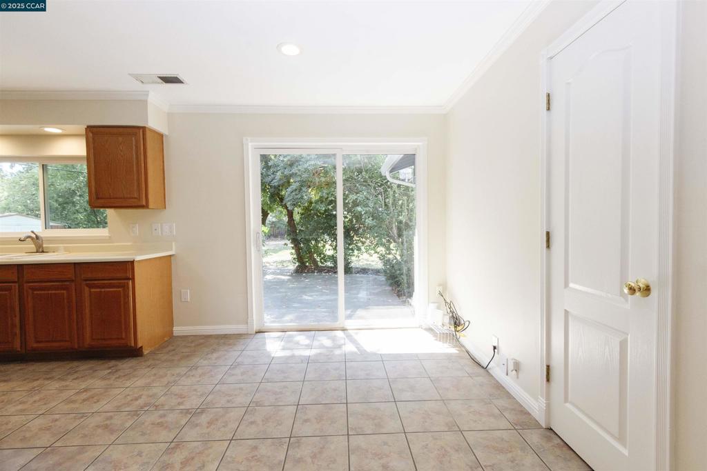 POETSCOER - Residential Lease