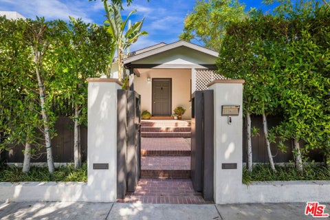 Photo of 428 Norwich Drive, West Hollywood, CA 90048 (MLS # 26969373)