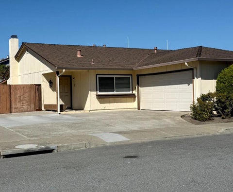 Photo of 151 Winchester Court, Foster City, CA 94404 (MLS # ML82059656)