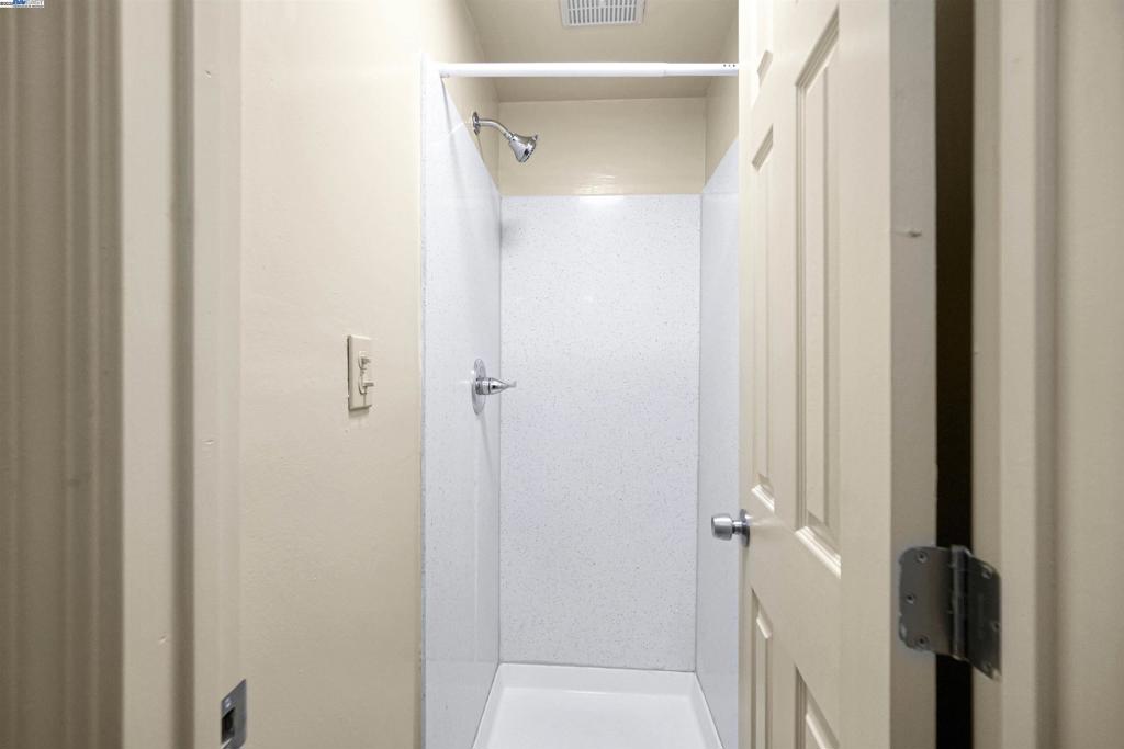 ASHLAND - Residential