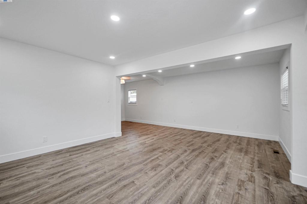 ASHLAND - Residential