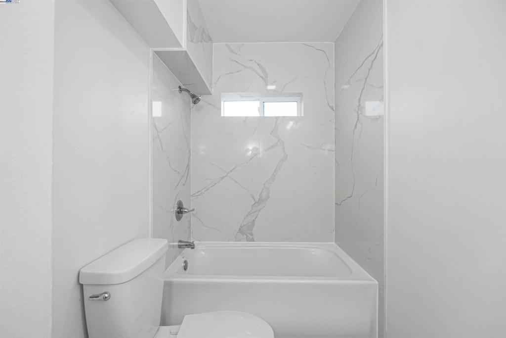 ASHLAND - Residential